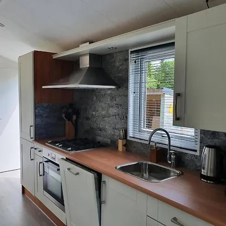 Charming 4p W Private Parking