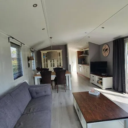 Charming 4p W Private Parking *